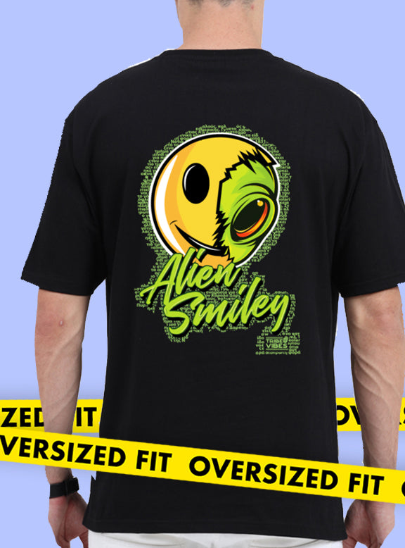 ALIEN SMILEY OVERSIZED TSHIRT