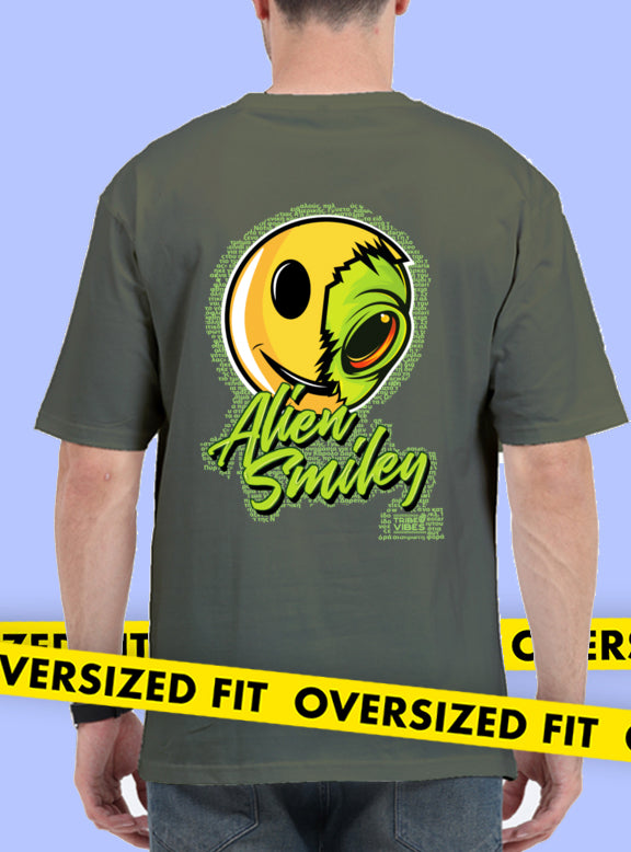 ALIEN SMILEY OVERSIZED TSHIRT