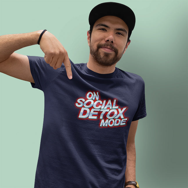 ON SOCIAL DETOX MODE UNISEX TSHIRT